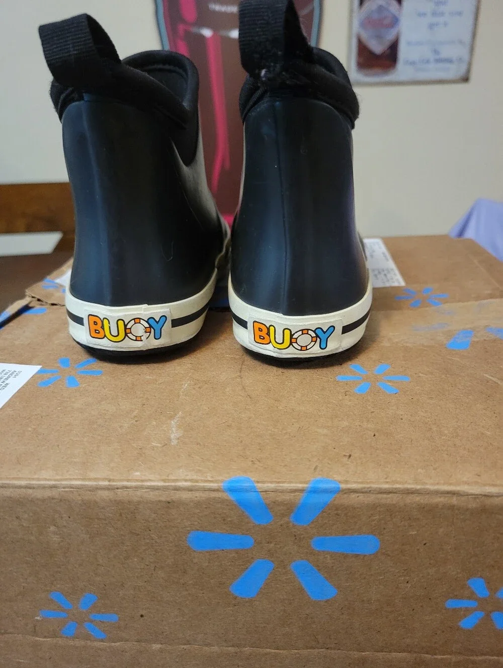 BUOY BOOTS